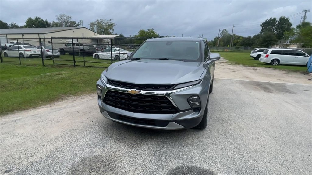 2024 Chevrolet Blazer 3LT photo 2
