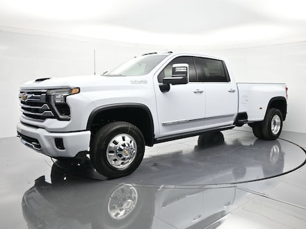 2026 Chevrolet Silverado 3500 HD High Country DRW Truck