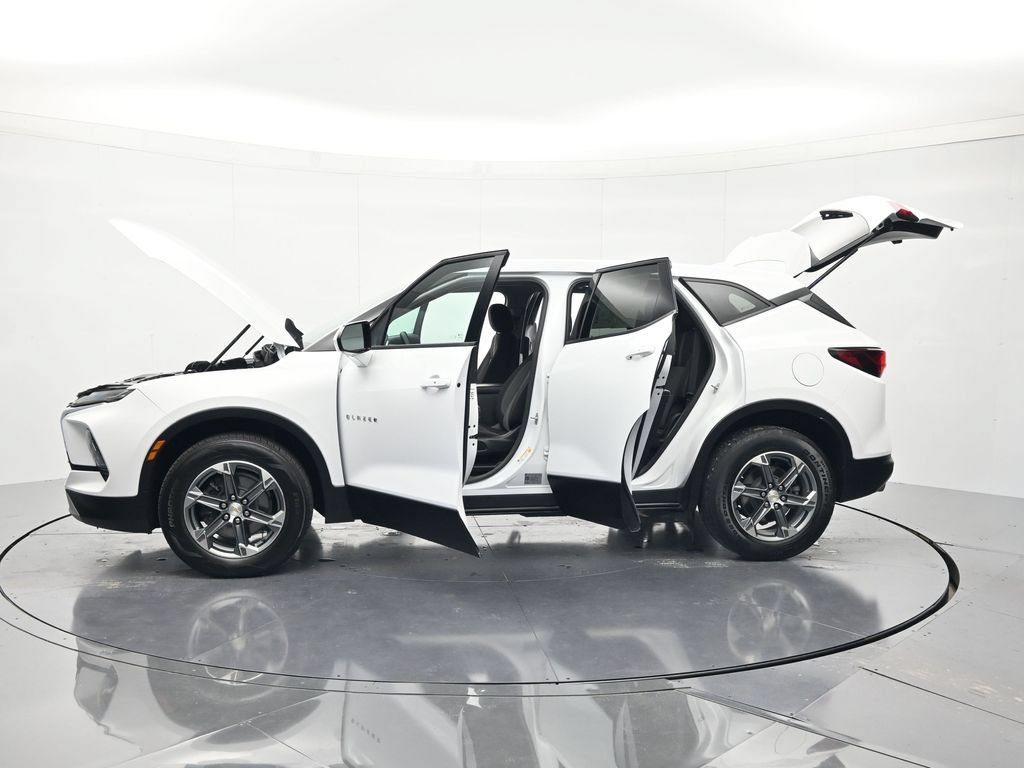 2025 Chevrolet Blazer 2LT - Photo 46
