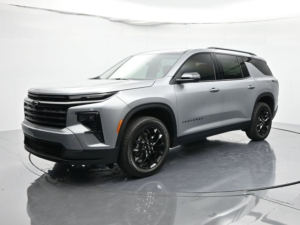 2026 Chevrolet Traverse LT's photo