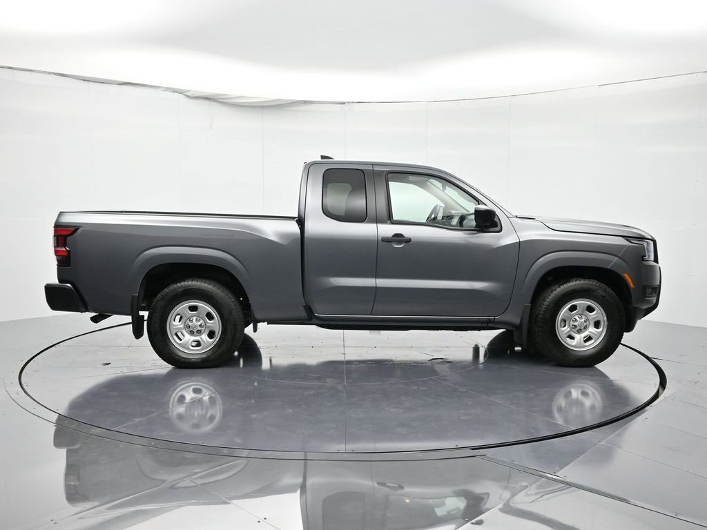 2025 Nissan Frontier S photo 4
