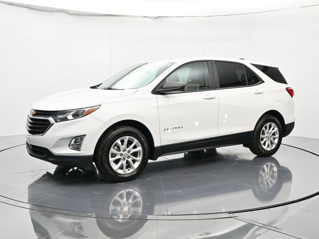 2020 Chevrolet Equinox LS's photo