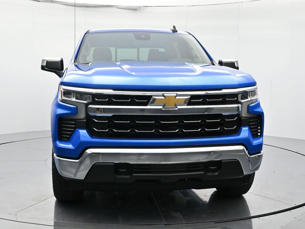 2026 Chevrolet Silverado 1500 LT photo 2