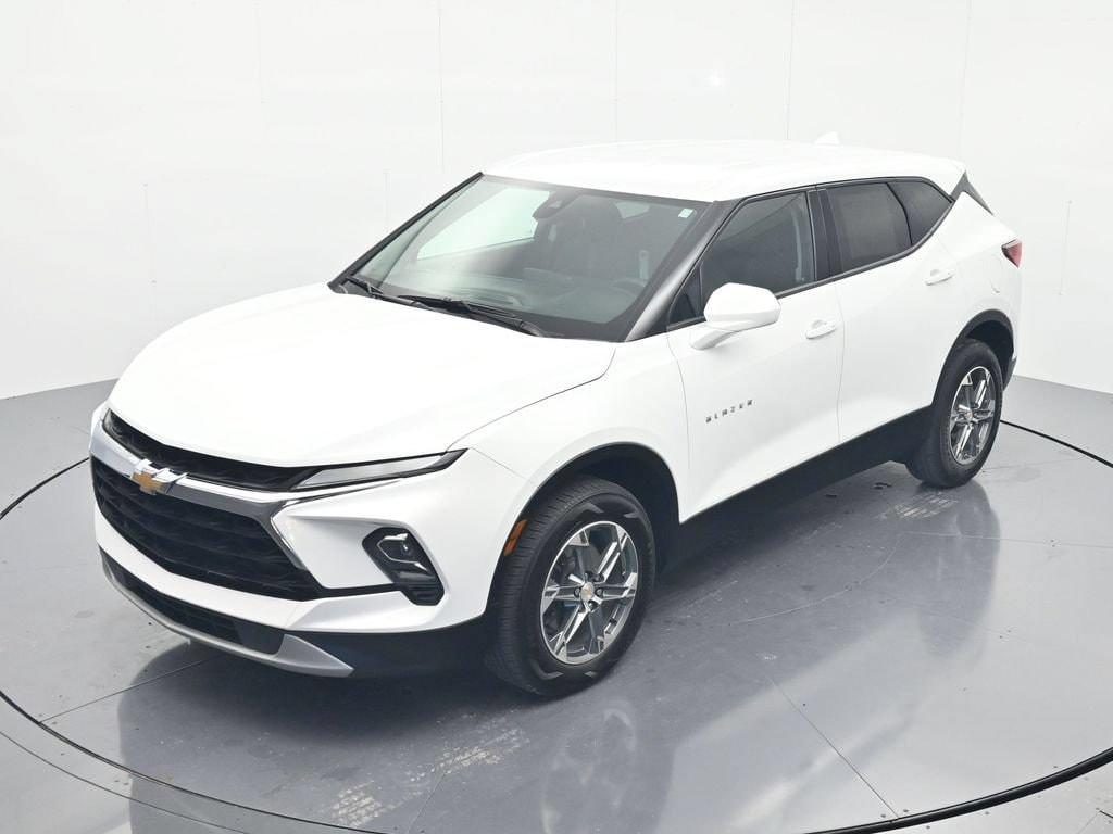 2025 Chevrolet Blazer 2LT - Photo 28