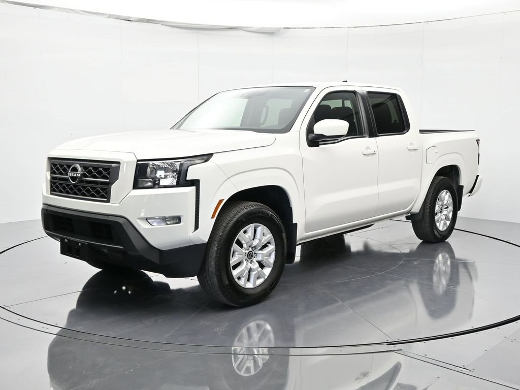 2023 Nissan Frontier SV's photo
