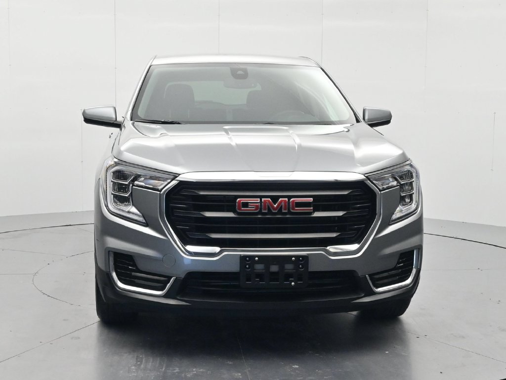 Used 2024 GMC Terrain SLE SUV
