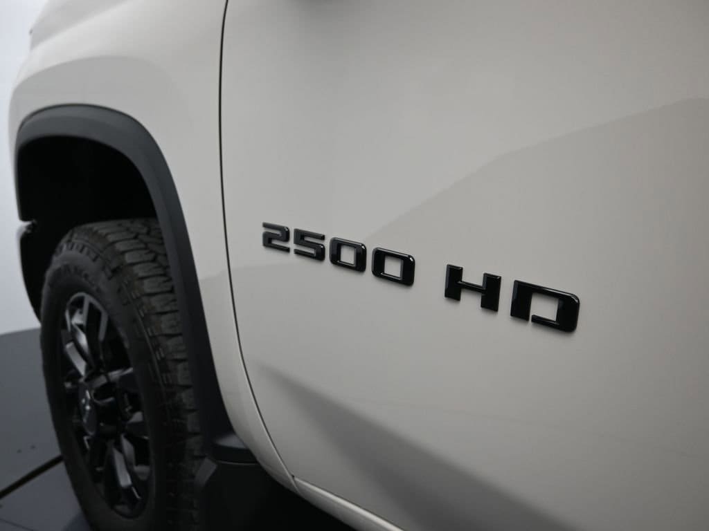2026 Chevrolet Silverado 2500 HD Custom - Photo 11