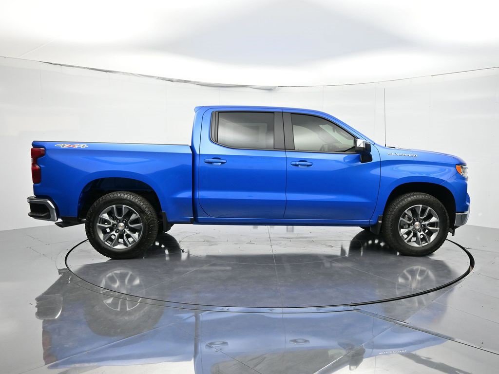 2026 Chevrolet Silverado 1500 LT photo 4
