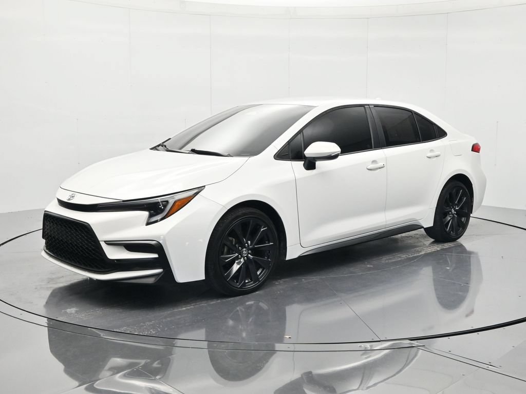 Used 2023 Toyota Corolla SE Sedan