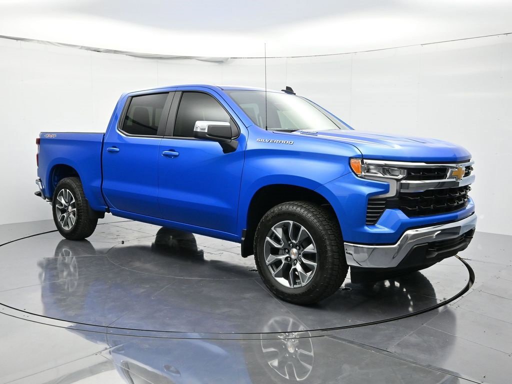 2026 Chevrolet Silverado 1500 LT photo 3
