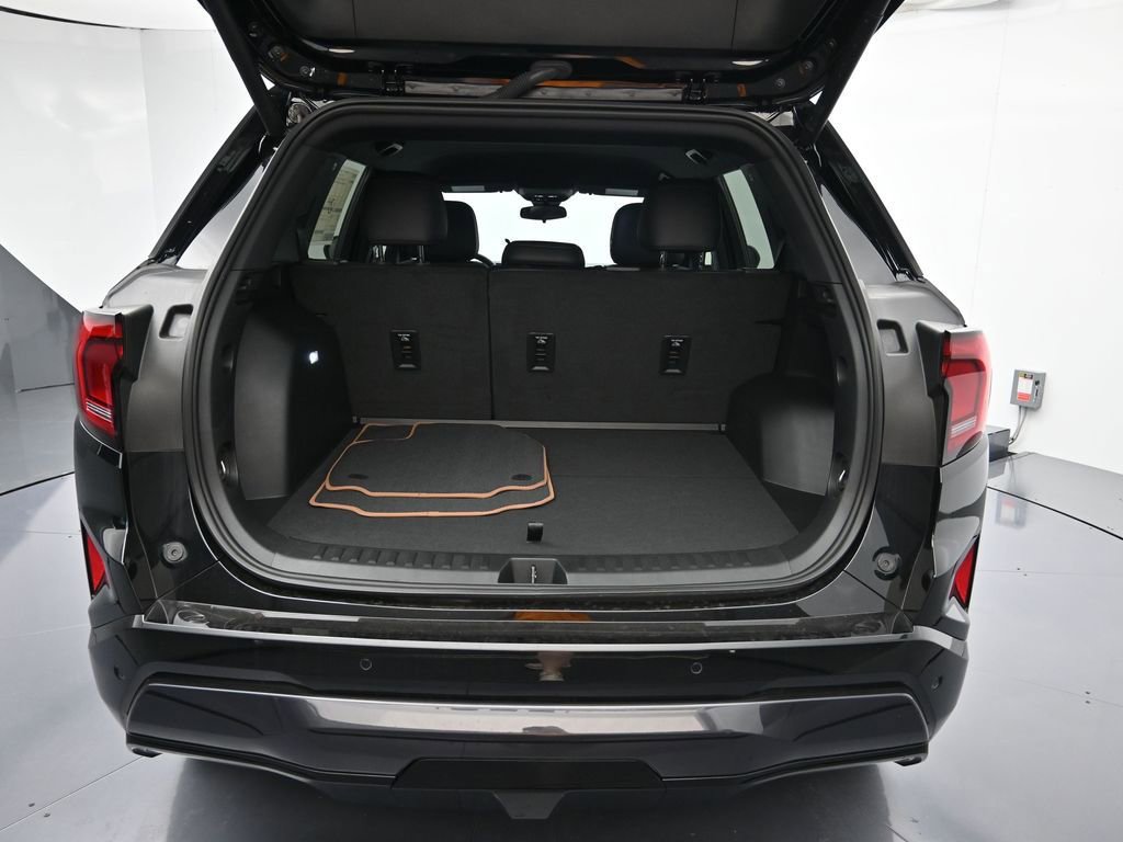 2026 GMC Terrain AT4 - Photo 25