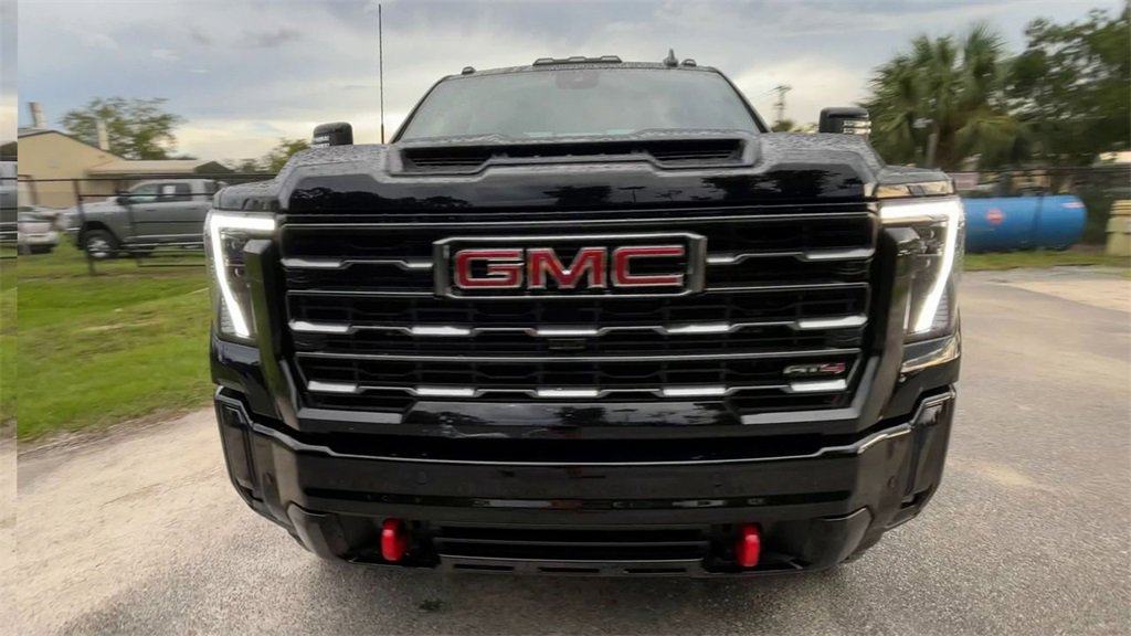 2025 Gmc Sierra 2500 HD AT4 photo 3