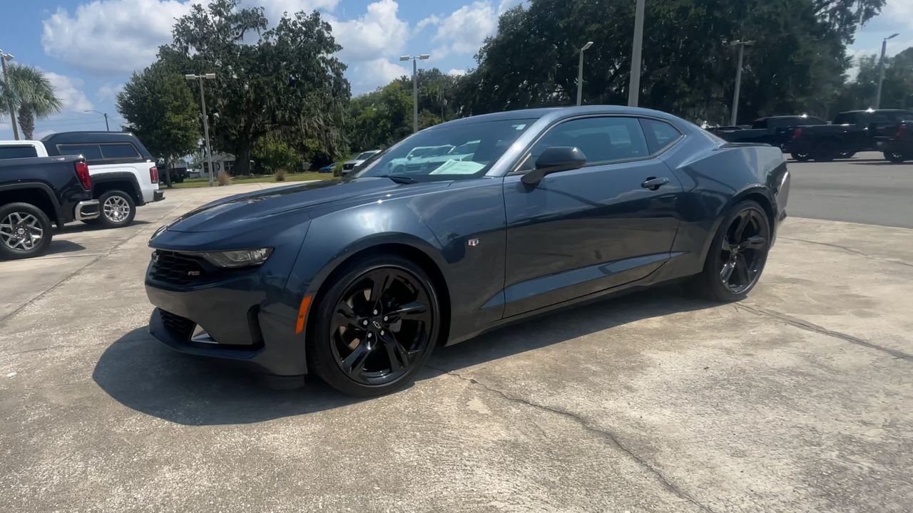2023 Chevrolet Camaro 1LT photo 4