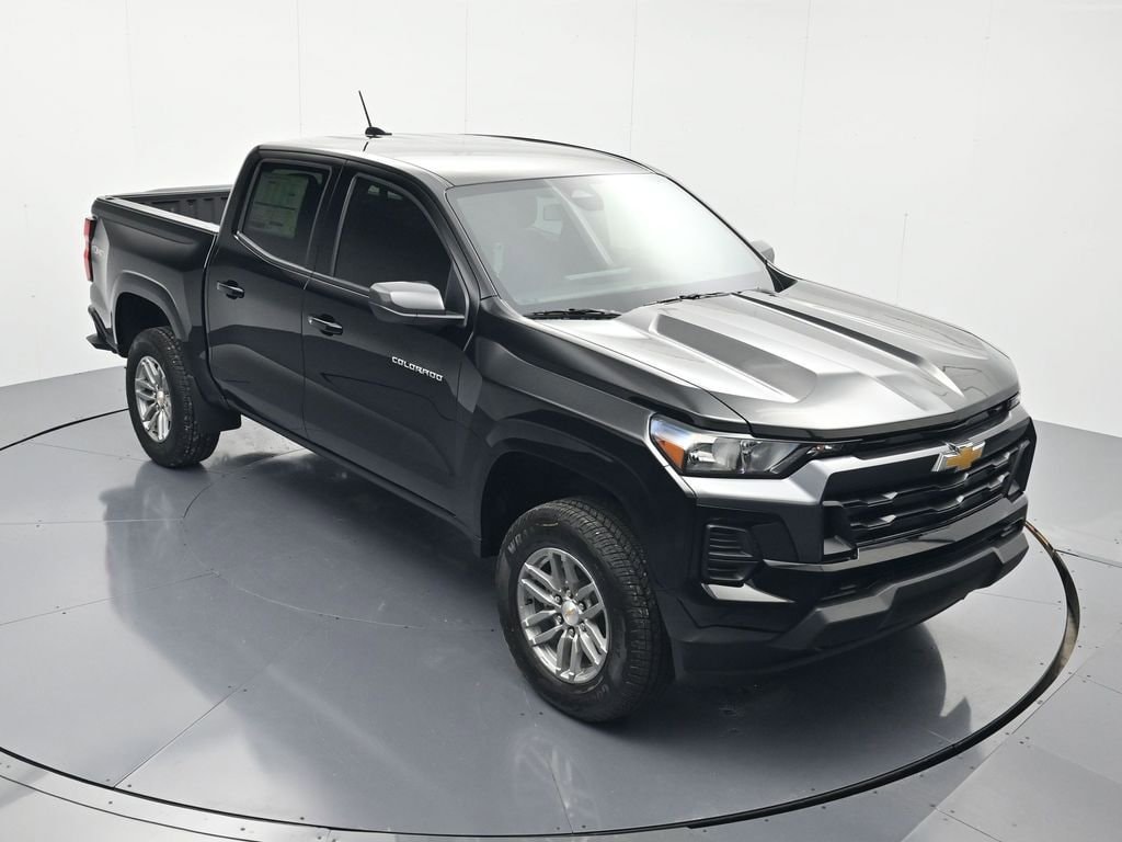 2026 Chevrolet Colorado LT - Photo 30