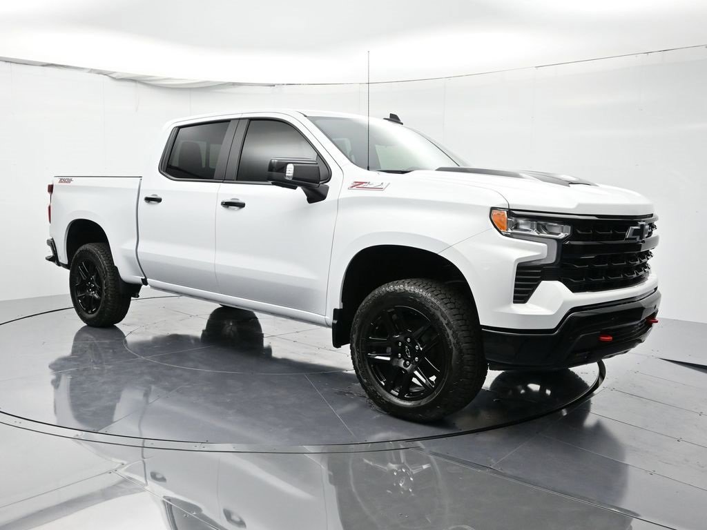 2026 Chevrolet Silverado 1500 LT Trail Boss photo 3