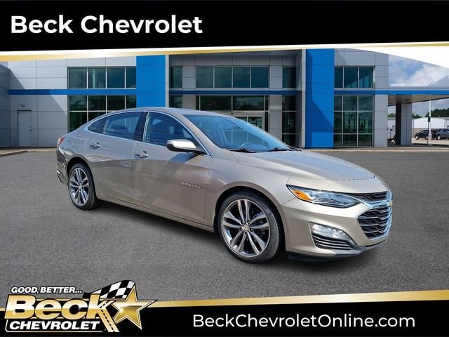 2022 Chevrolet Malibu Premier's photo