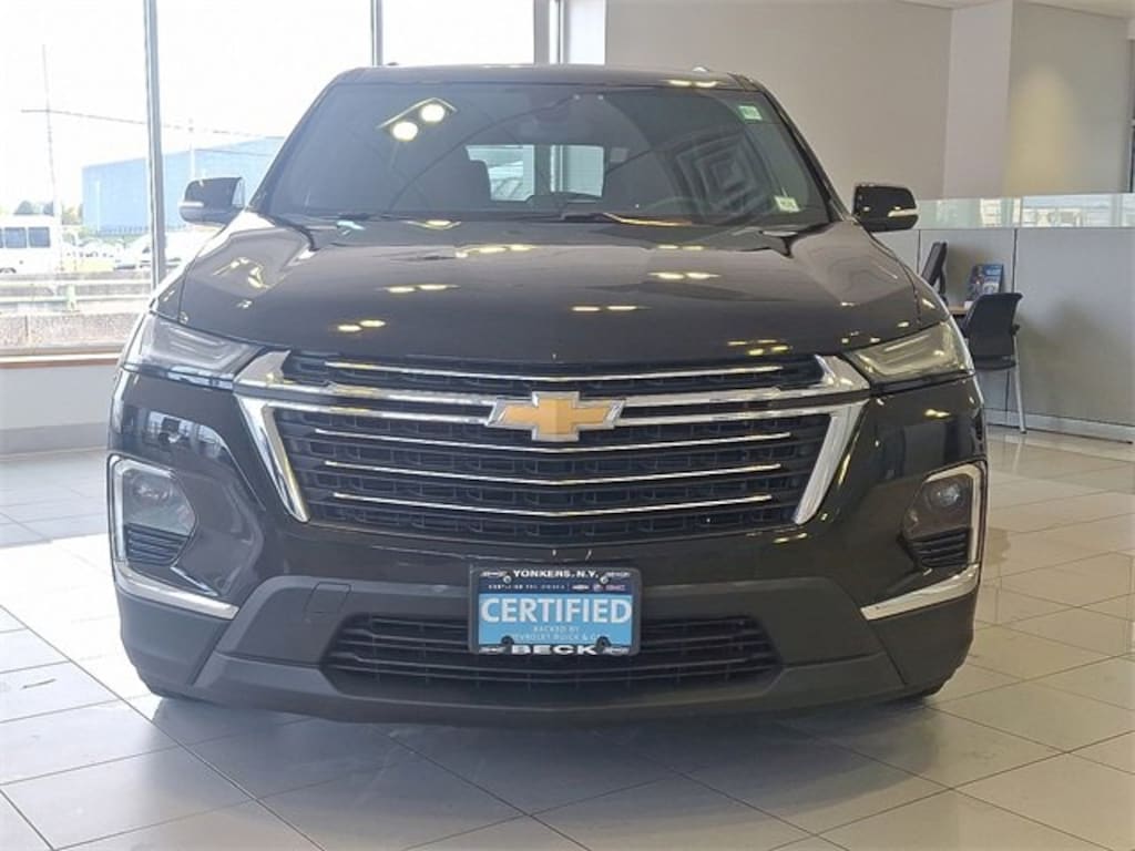 Certified 2023 Chevrolet Traverse LT Cloth SUV