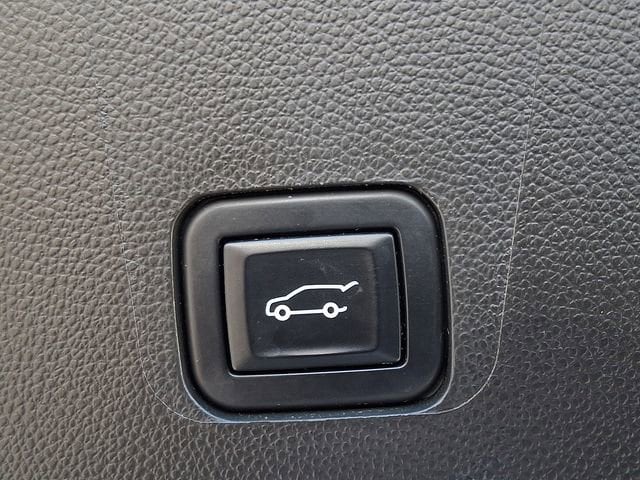2023 Chevrolet Traverse 3LT - Photo 29