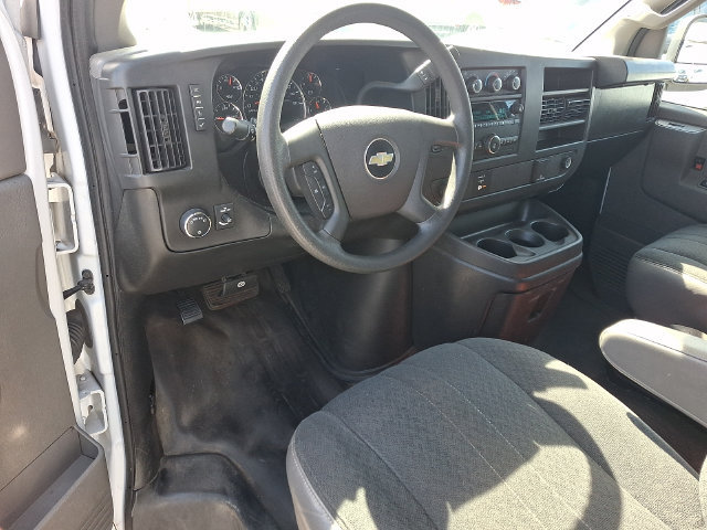 2023 Chevrolet Express Cargo Work Van - Photo 8
