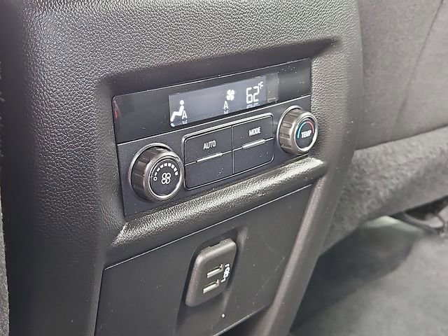 2022 Chevrolet Traverse 1LT - Photo 12