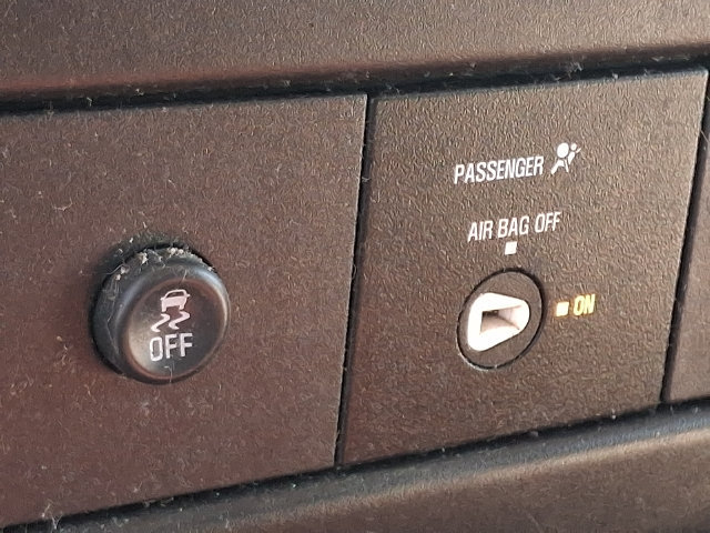 2023 Chevrolet Express Cargo Work Van - Photo 21