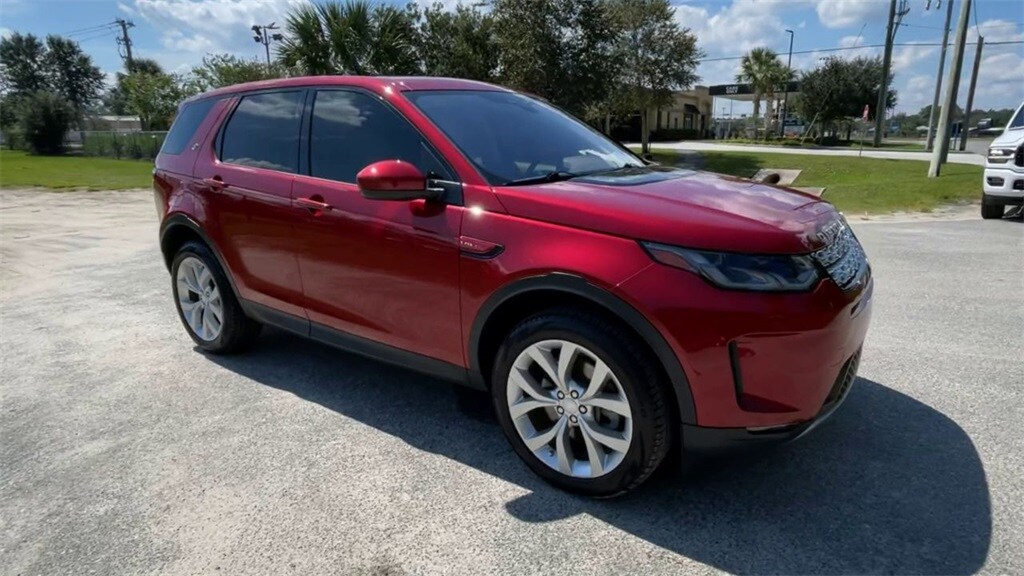 2020 Land Rover Discovery Sport SE photo 2