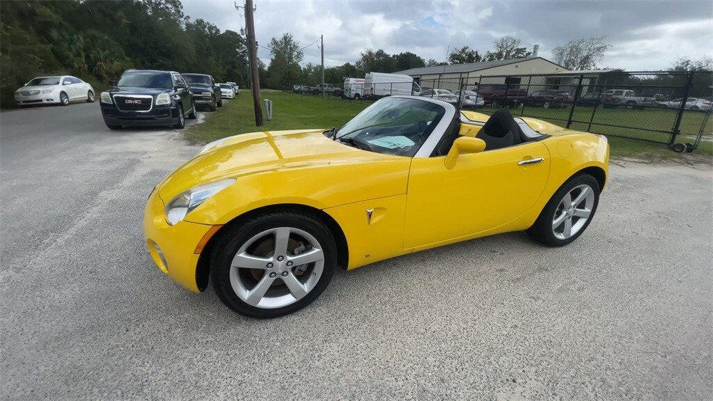2008 Pontiac Solstice photo 4