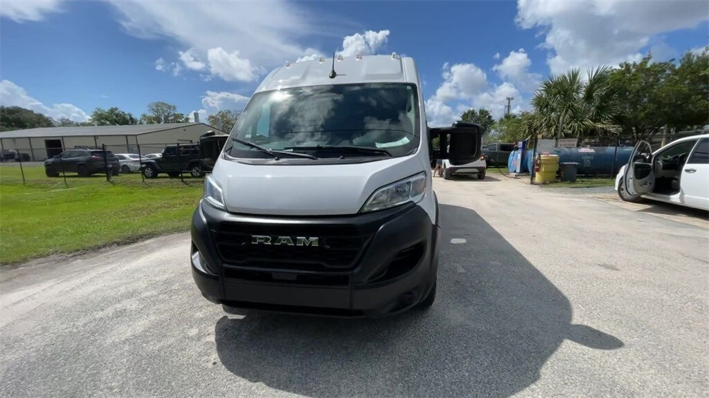 2023 Ram ProMaster 3500 Cargo Van photo 3