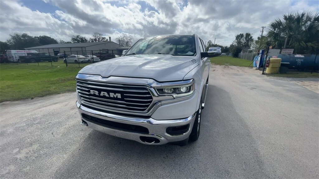 2023 Ram 1500 Longhorn photo 3