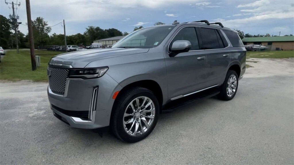 2023 Cadillac Escalade Premium Luxury photo 4