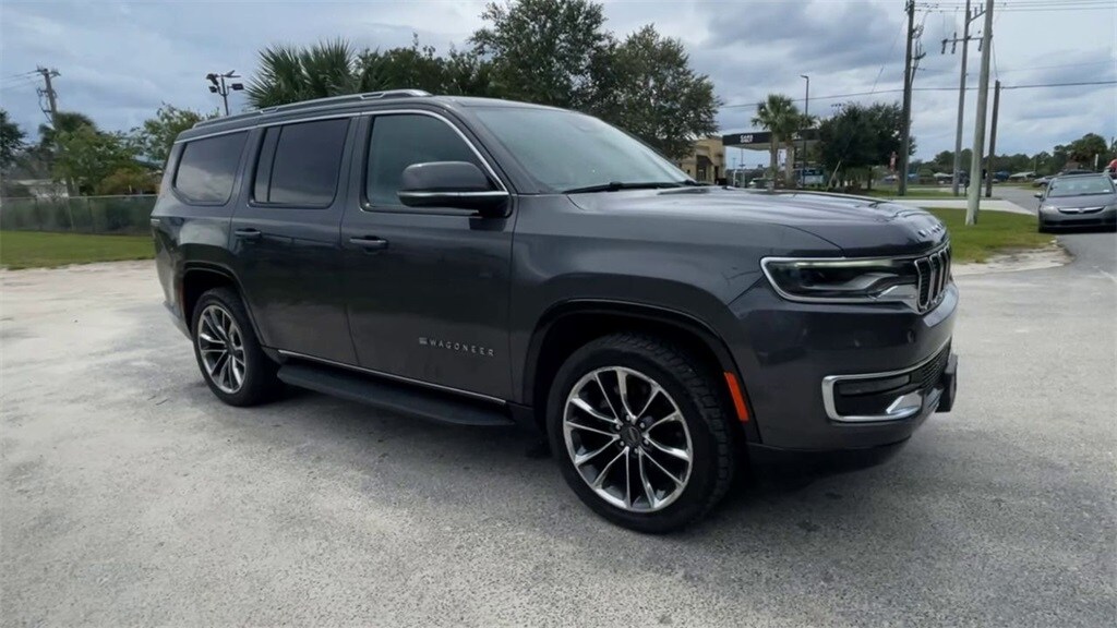 2022 Jeep Wagoneer Series II photo 2