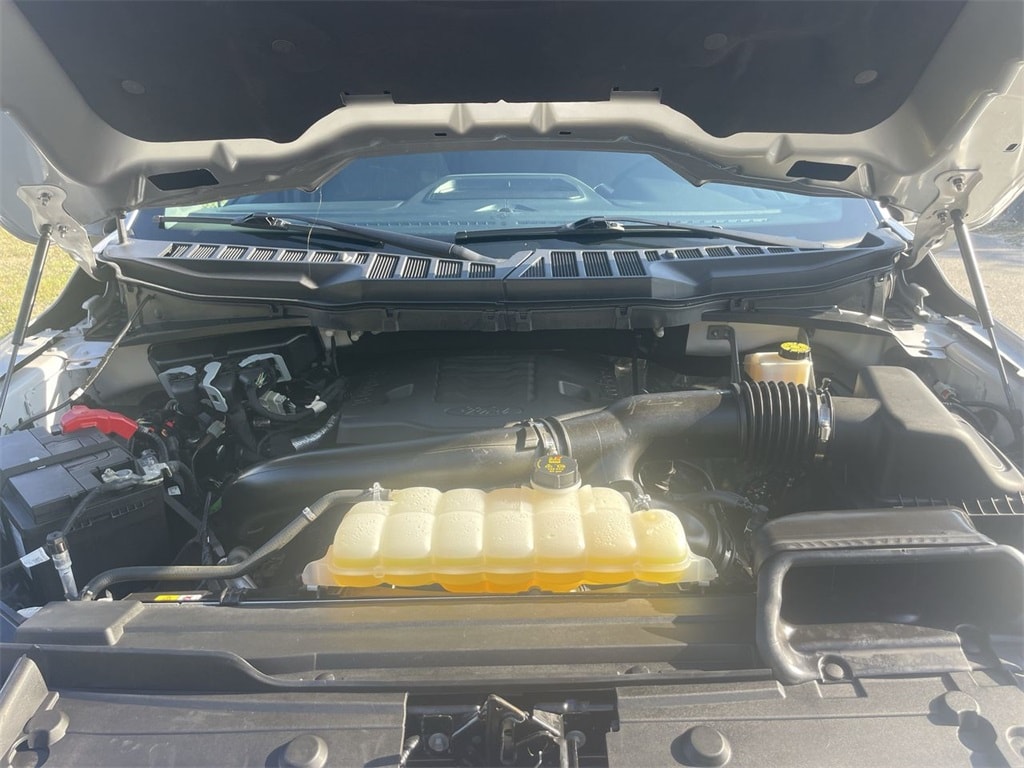 2023 Ford F-150 XLT photo 5