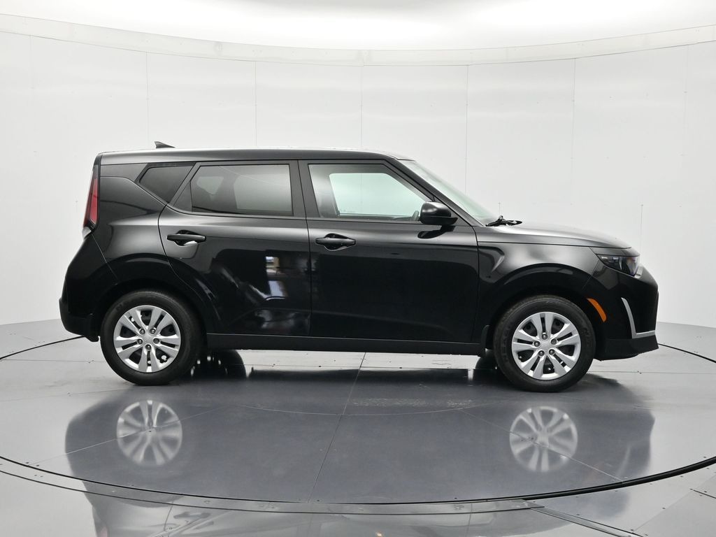 Used 2024 Kia Soul LX Hatchback
