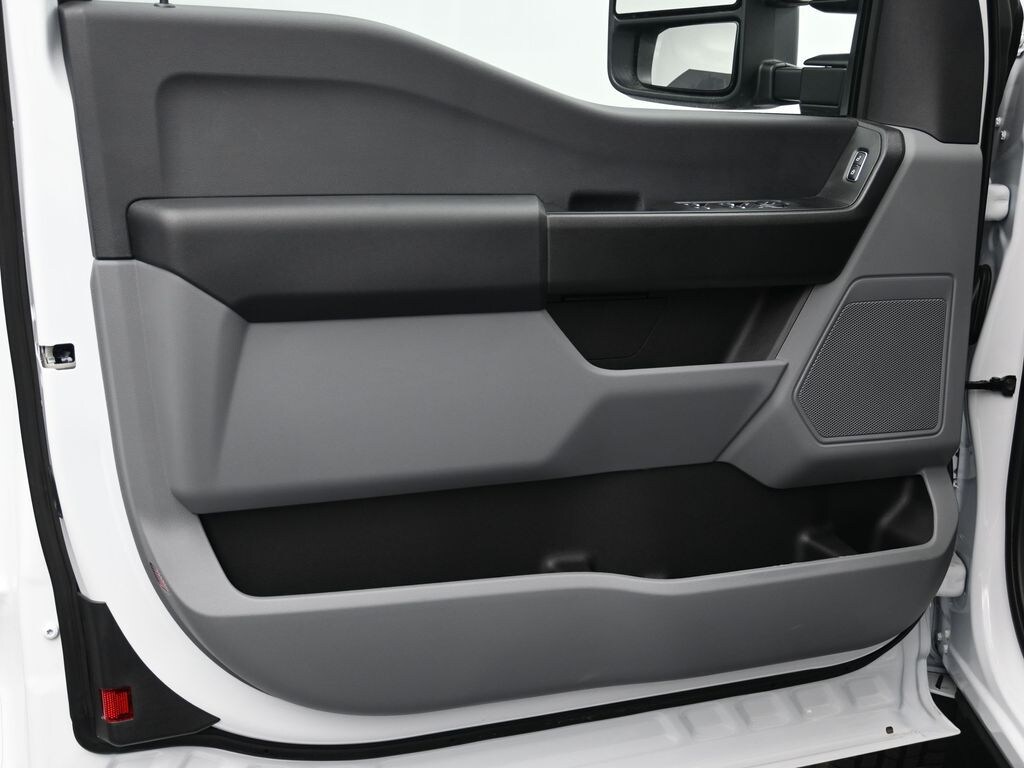 Used 2025 Ford F-350SD XL Chassis