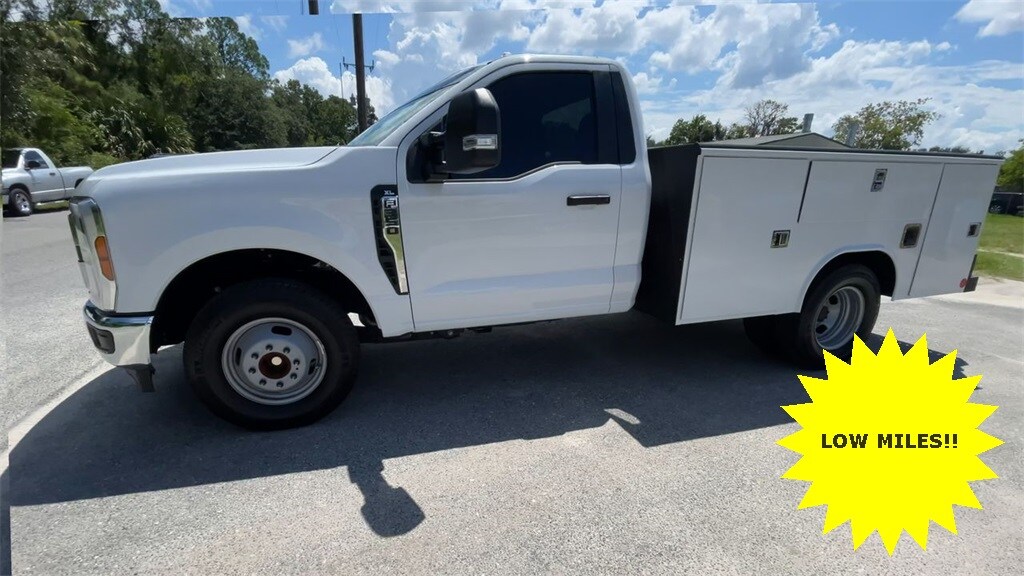 2024 Ford F-350 XL photo 4