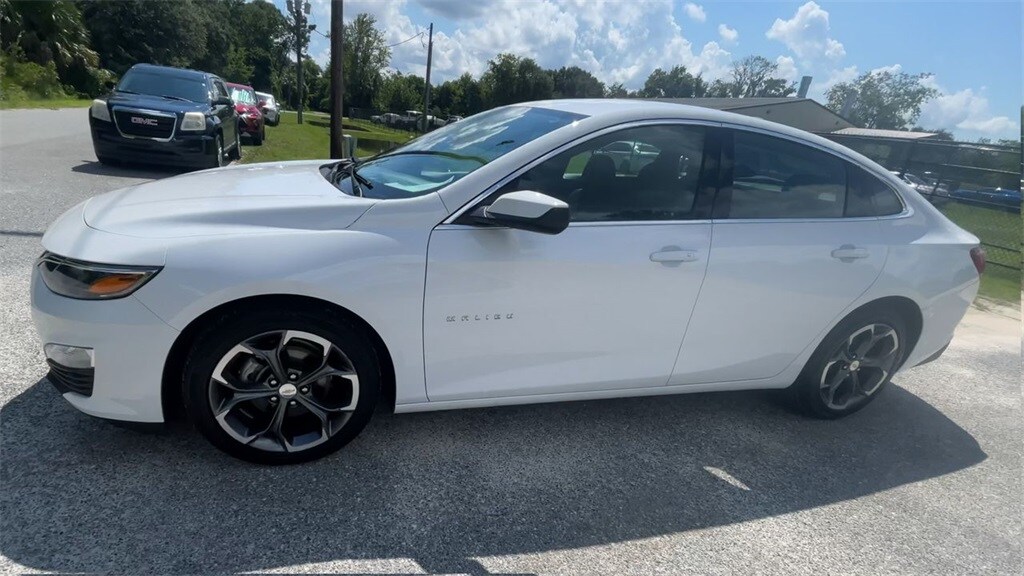 2023 Chevrolet Malibu 1LT photo 4