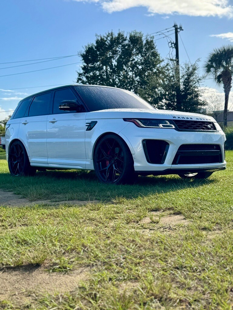 2021 Land Rover Range Rover Sport SVR photo 3