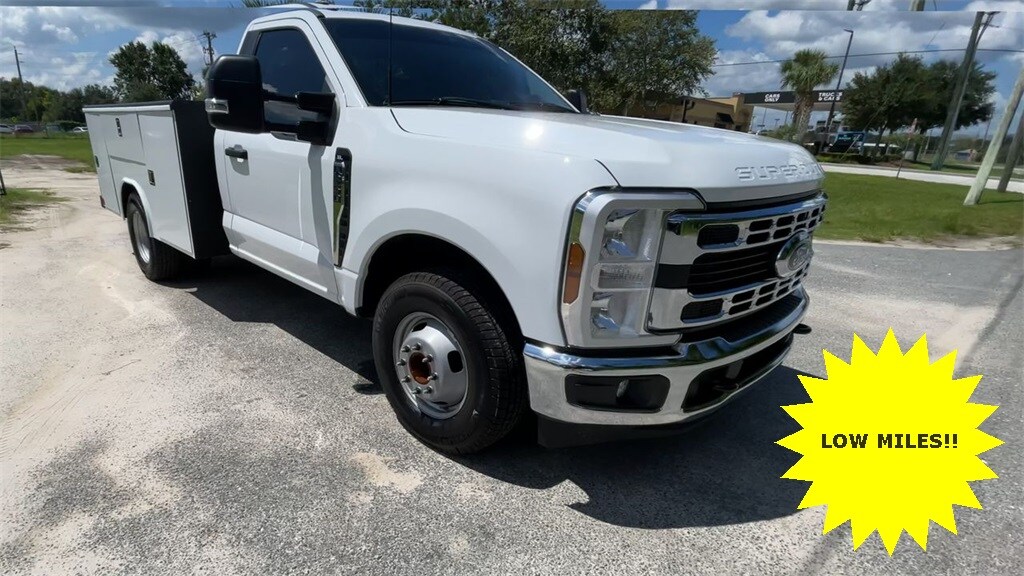 2024 Ford F-350 XL photo 2