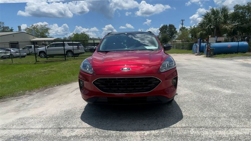 2022 Ford Escape SEL photo 3