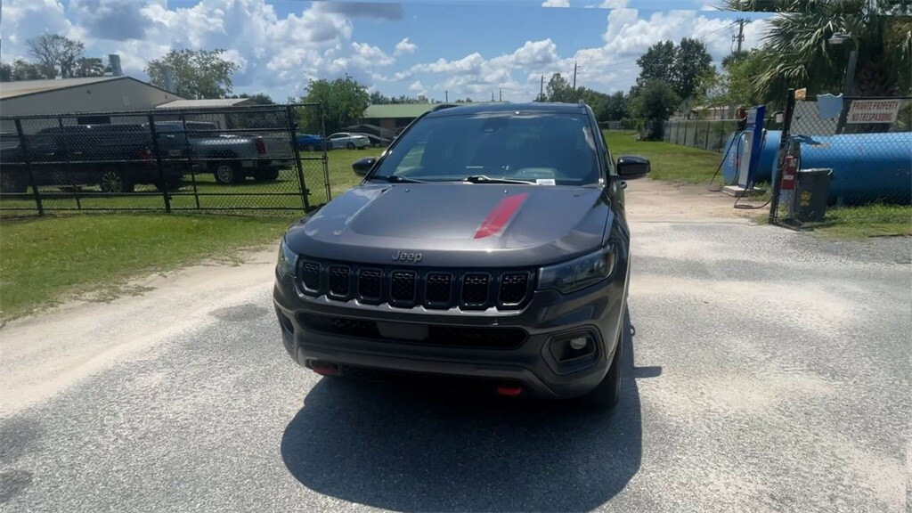 2023 Jeep Compass Trailhawk photo 3