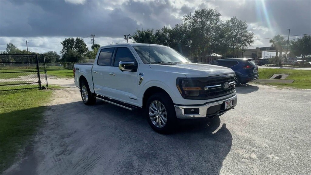 2024 Ford F-150 XLT photo 2