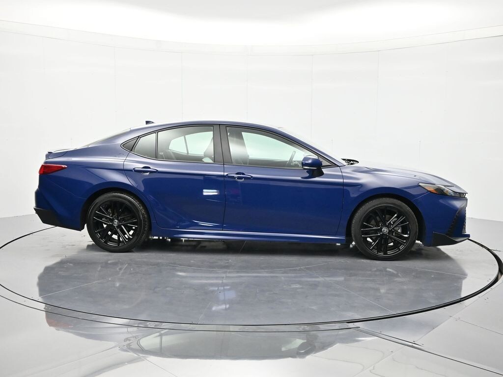 Used 2025 Toyota Camry SE Sedan