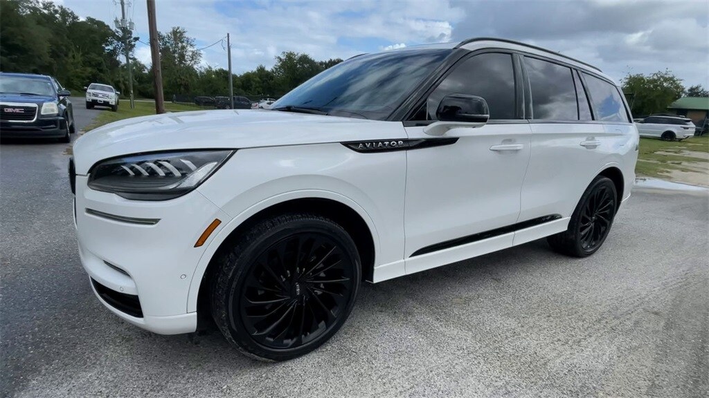 2022 Lincoln Aviator Reserve photo 4