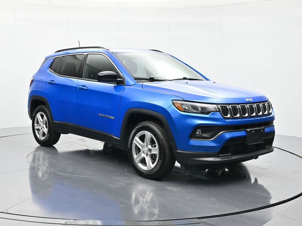 Used 2024 Jeep Compass Latitude SUV