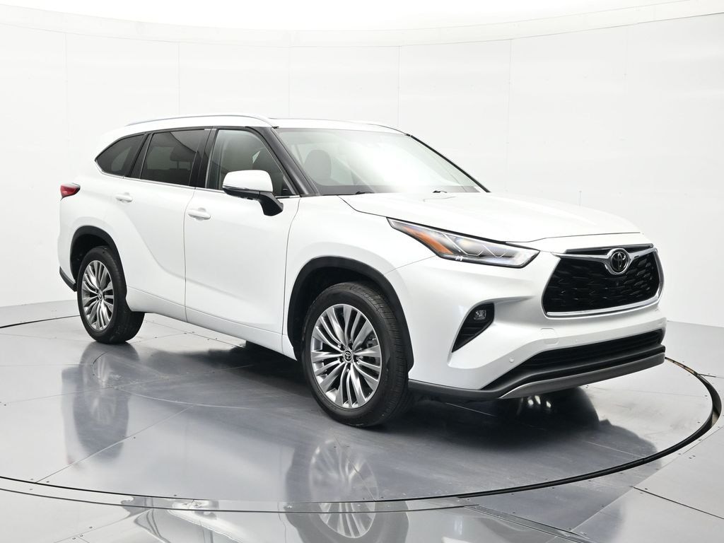 Used 2022 Toyota Highlander Platinum SUV