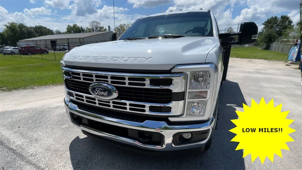 2024 Ford F-350 XL photo 3