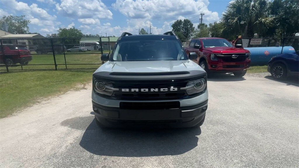 2022 Ford Bronco Sport Outer Banks photo 3