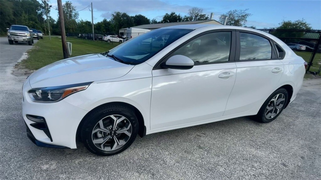 2021 Kia Forte LXS photo 4
