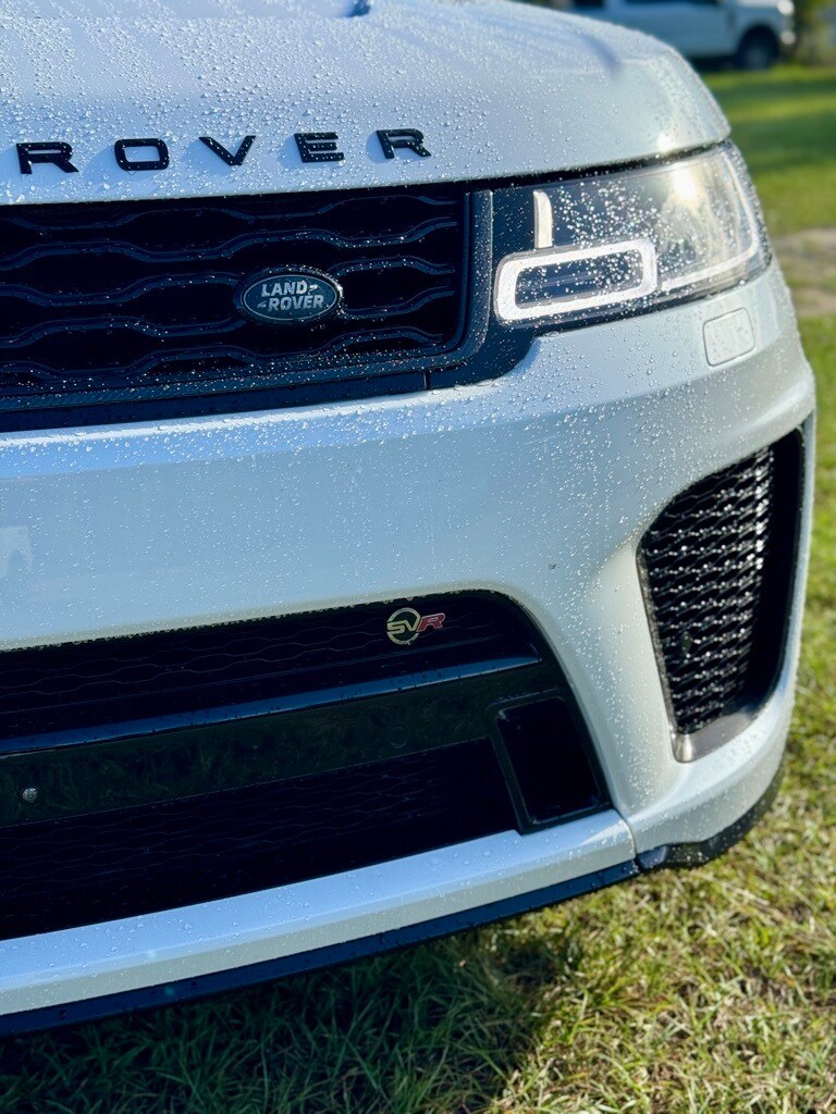 2021 Land Rover Range Rover Sport SVR photo 2
