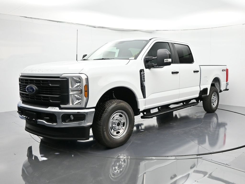 2026 Ford F-250 Super Duty XL's photo